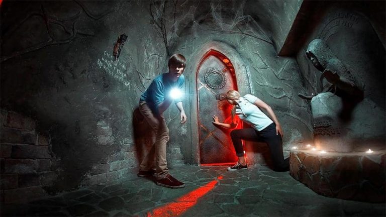 [avis] la crypte – cluenco