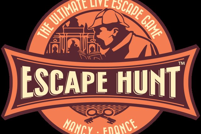 Logo de Escape Hunt Nancy, escape game à Nancy, avec détective et bâtiment historique