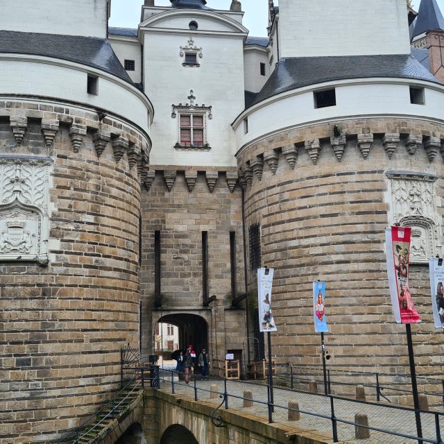 Le poignard et la crypte, photo 4