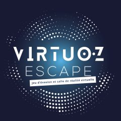 Logo Virtuoz Escape : lettres blanches et points lumineux sur fond bleu nuit, jeu d'évasion et réalité virtuelle à Mérignac