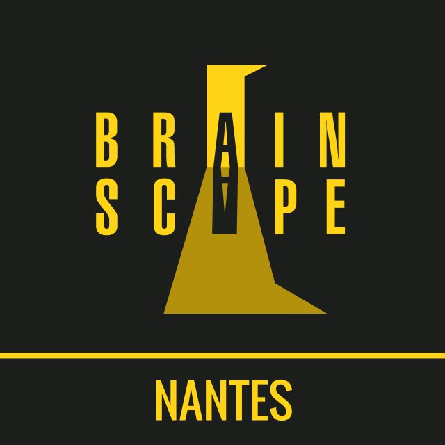 Logo de Brainscape, escape game à Nantes, avec une ampoule jaune stylisée sur fond noir