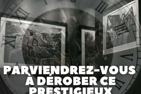 Horloge monumentale, photographies en noir et blanc et décor urbain vintage pour Le casse du siècle