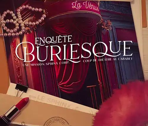 Affiche Enquête Burlesque, coup de théâtre au cabaret : rideau rouge, perles et rouge à lèvres
