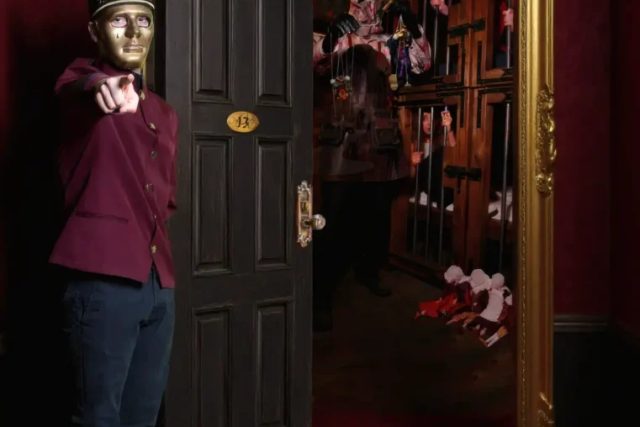 13 : la chambre du marionnettiste – The Hostel