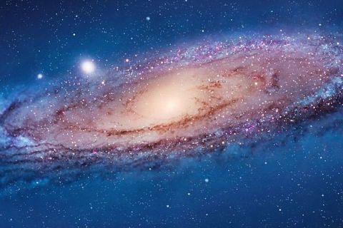 Galaxie spirale aux tons bleus et roses, Station Cassiopea chez Express Escape à Tours