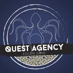 Logo de Quest Agency, escape game à Nice : pieuvre blanche dans un cercle sur fond bleu nuit