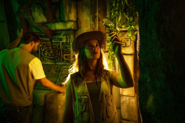 La prophétie maya – The Little Red Door