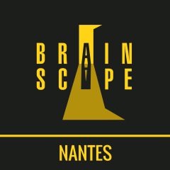Logo de Brainscape, escape game à Nantes, avec ampoule jaune et typographie épurée