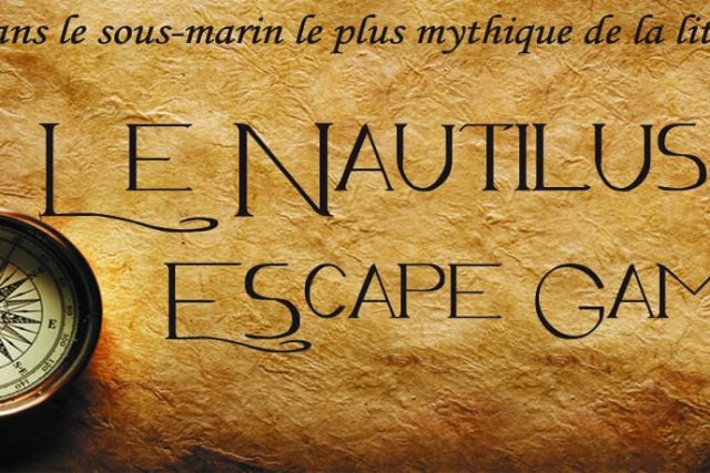 Compass en cuivre sur papier ancien, titre Le Nautilus Escape Game
