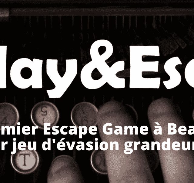 Logo Play&Escape avec loupe blanche sur bandeau noir, enseigne d'escape game à Beauvais