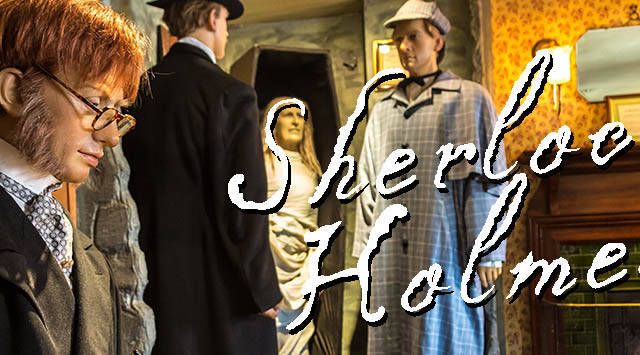 Intérieur rétro avec personnages en costumes d'époque dans la salle Sherlock Holmes chez Intrappola