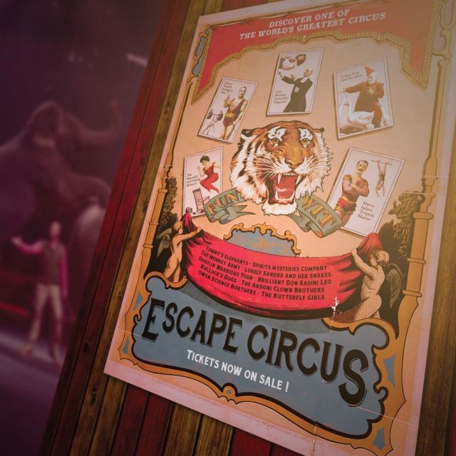 Affiche Escape Circus : tigre et cartes de cirque d'époque, salle chez Escape Time Lille à Hallennes-lez-Haubourdin