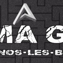 Logo Enigma Game Andernos-les-Bains en lettres blanches sur fond de labyrinthe gris, visuel partagé avec les salles Megazone