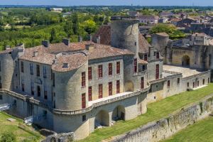 1956 : une succession bien gardée