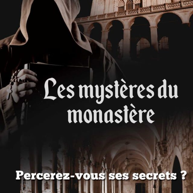 Couloirs voûtés d'un monastère, moine tenant un livre, ambiance gothique chez Puzzle animations à Grenoble