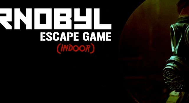 Bandeau Tchernobyl Escape Game avec symbole biohazard rouge et masque à gaz, salle chez Wood Escape à Locquignol