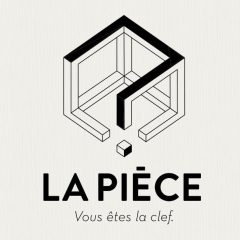 Logo de La Pièce, escape game à Paris, avec cube géométrique en perspective